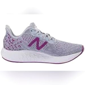 Women's New Balance V2 Rise Fresh Foam Sneakers Size 10 Medium EUC